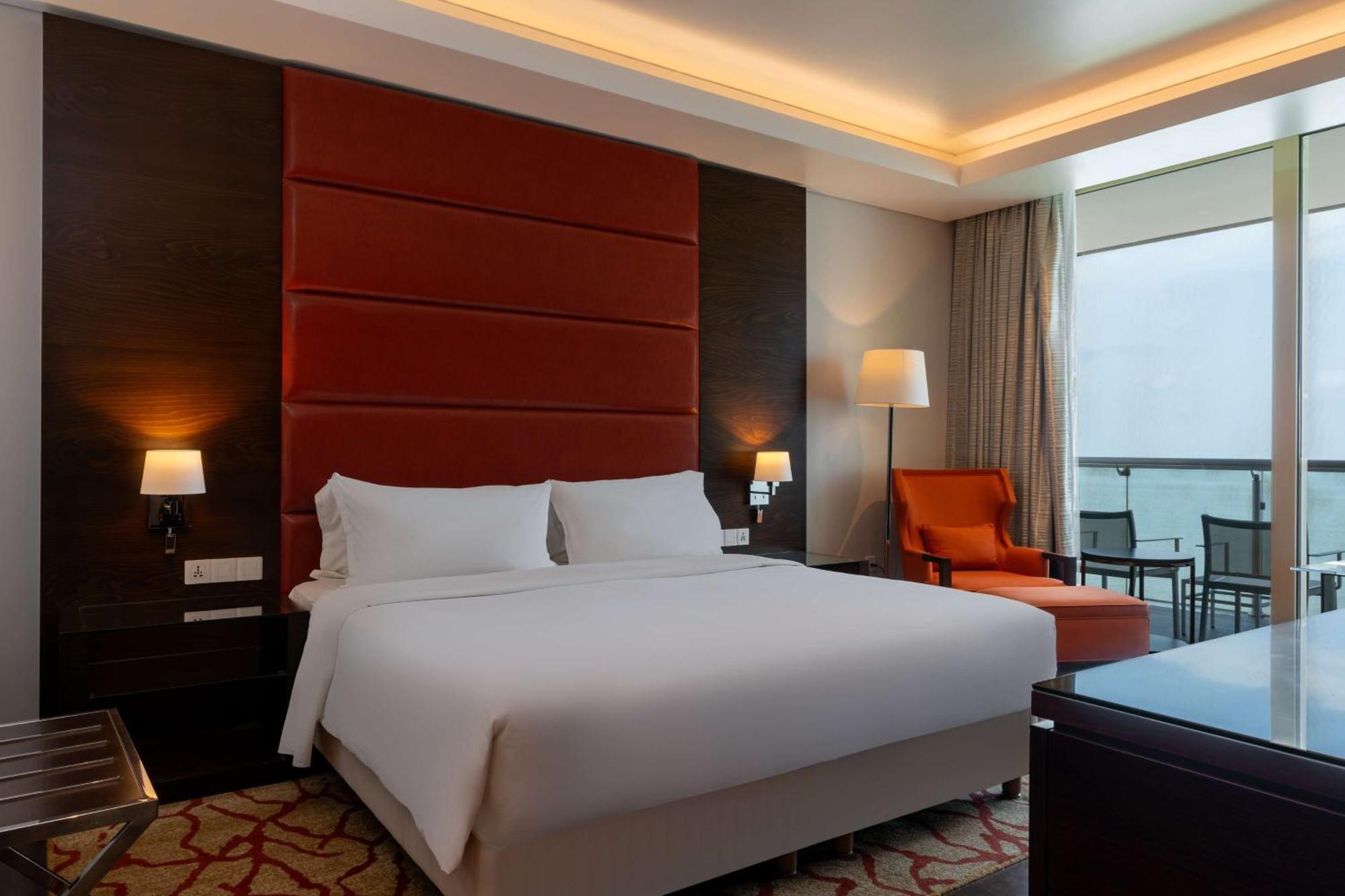 Executive Room - Balcony and Ocean View