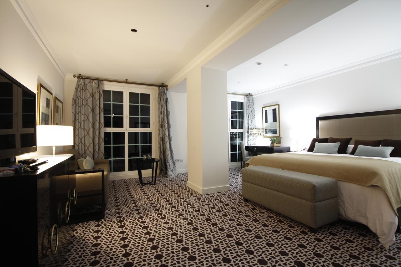 Junior Suite,605012271:JPEG